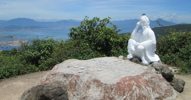 car hire Hoi An to Son Tra by private transfer service