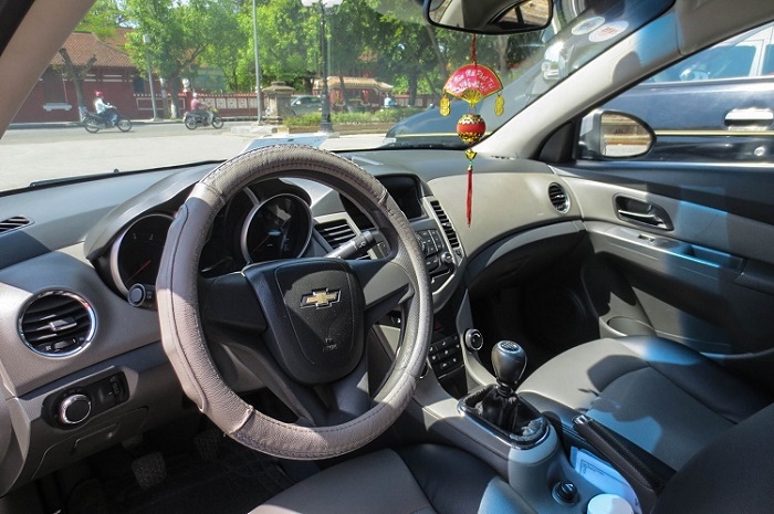 Hue to Danang by private car Hue to Danang by private car