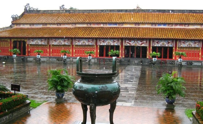 Hue History Full Day Tour