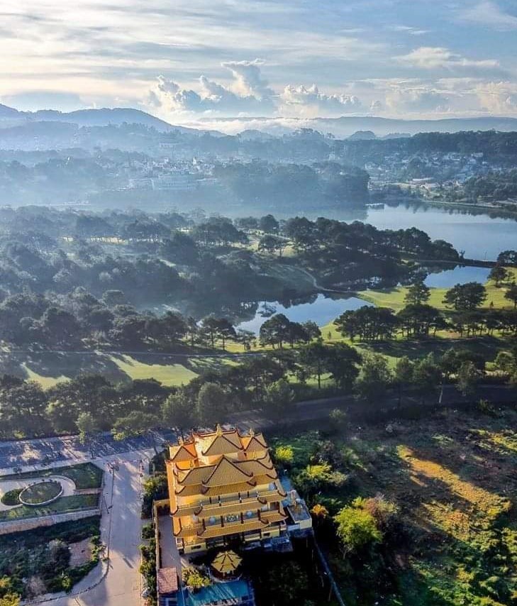 dalat-highland-Camranh aiport to Dalat by private car